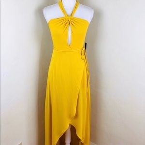 Lulu’s NWT Wrap Halter Dress
